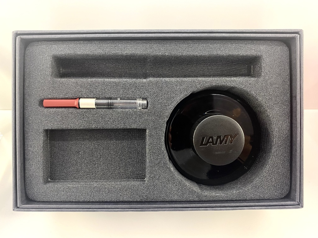 Grey Giftbox Starter Set 1 Pen T52 Blk